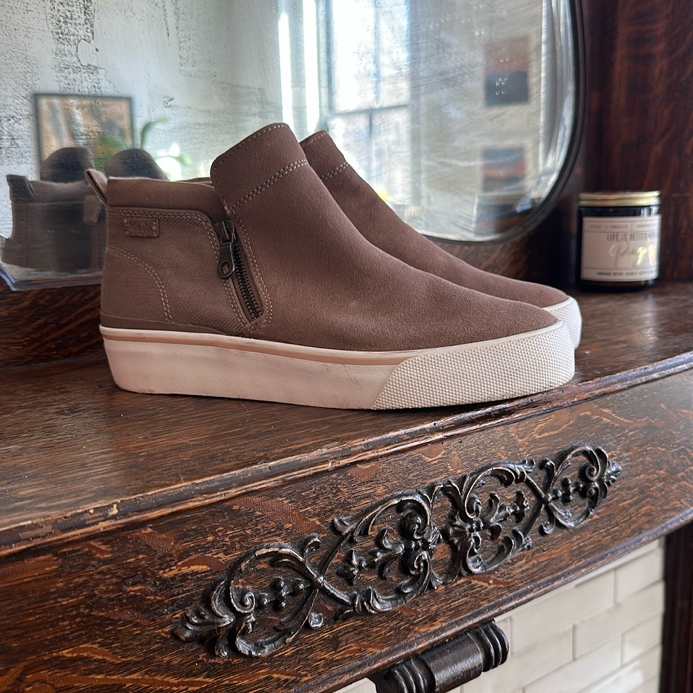 Size 8.5 Brown Suede high tops  by Keds